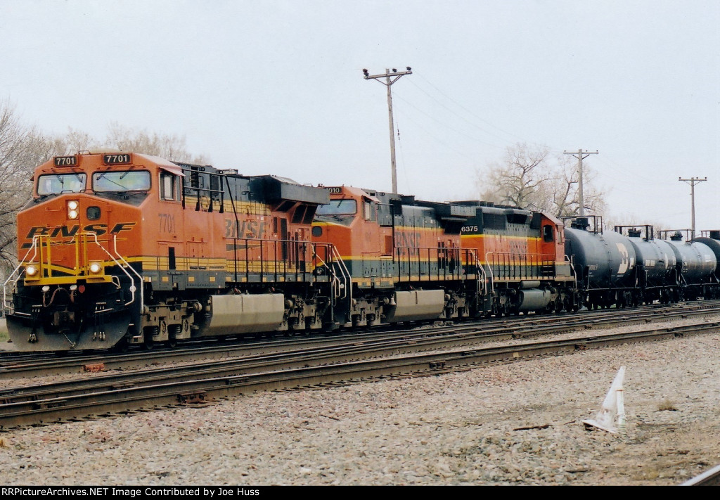 BNSF 7701 West